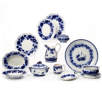 A 24 piece service from "Vinranka" and "Mullbär", Gefle Porslinsfabrik.