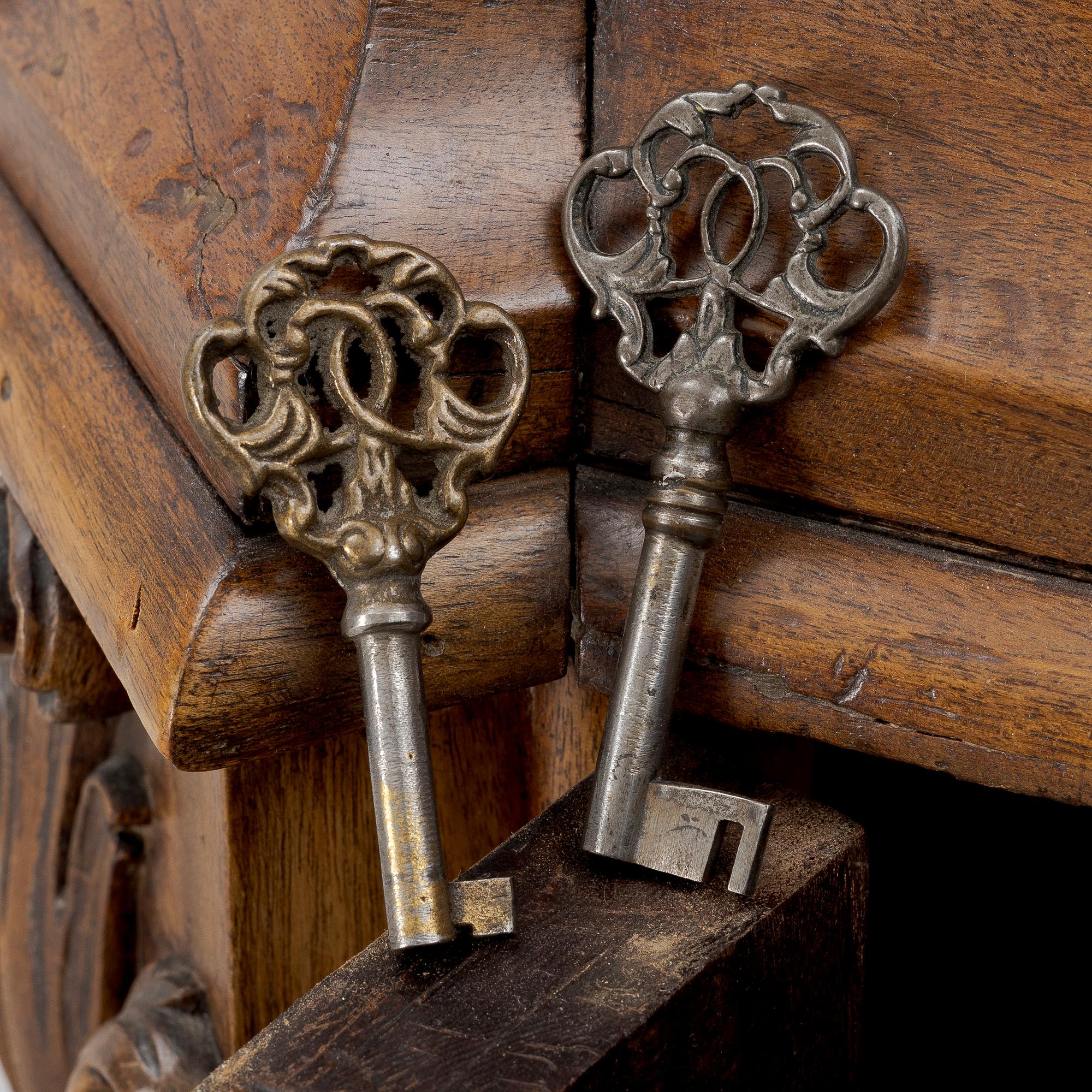 Vitrinskåp, troligen Holland, 1800-tal.