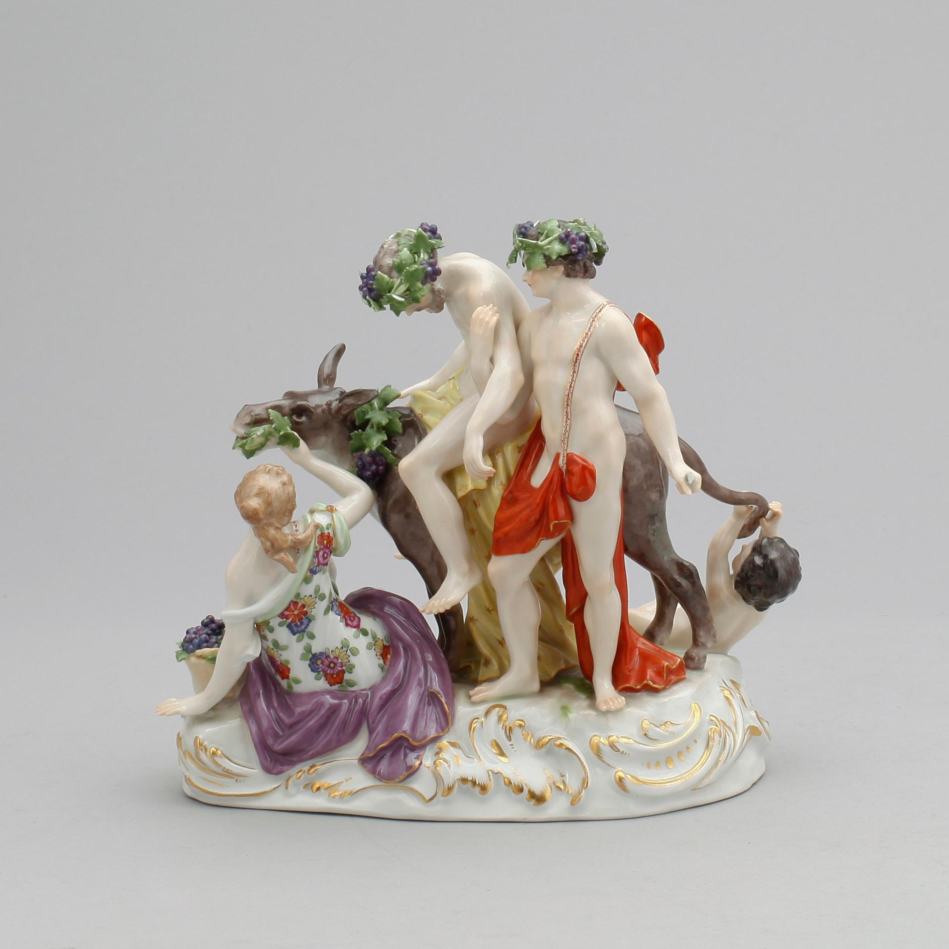 FIGURIN, 2 delarm porslin, Meissen Marcolinistil, 1800/1900-tal.