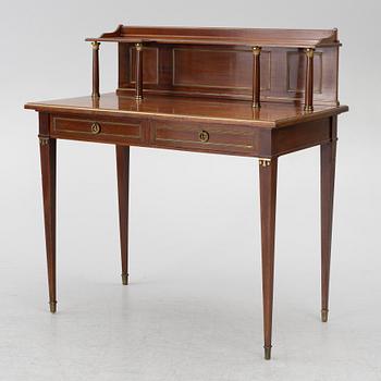 A Georgian style desk, mid 20th century.