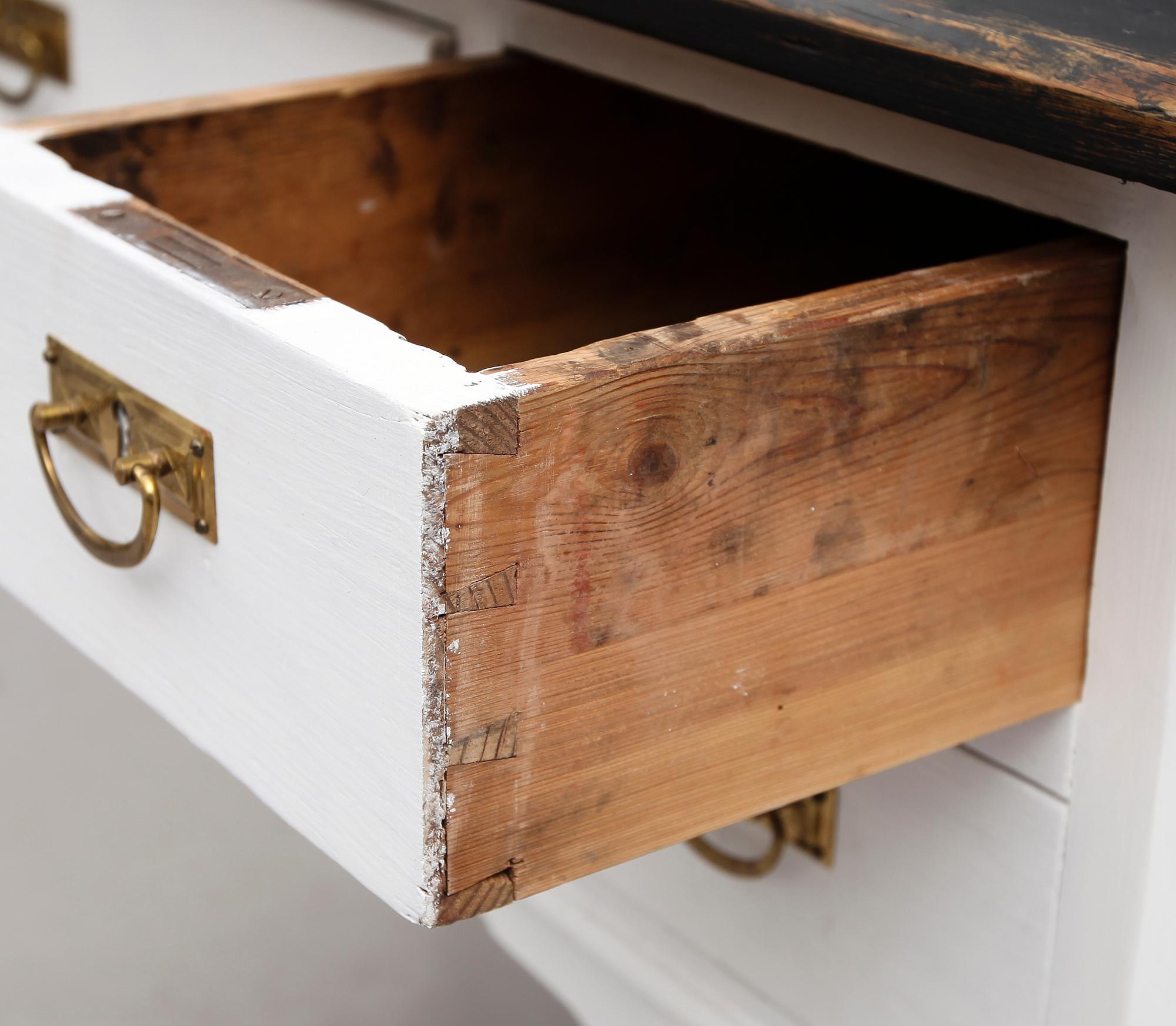 SKRIVBORD, 1800-talets andra hälft.