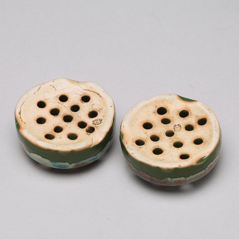 A set of two Japanese censers and two Japanese bowls, 20th Century.