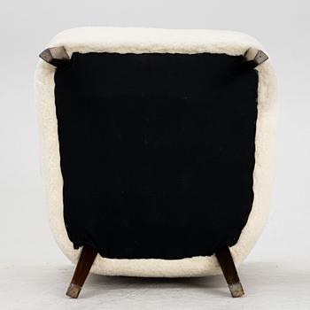 Peter Hvidt & Ola Mölgaard Nielsen, armchair, model 1748, Fritz Hansen, Denmark.