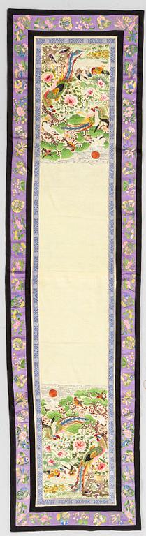 A group lot of embroidered silk textiles and a silk sowing purse, late Qing dynasty/early 20th century.