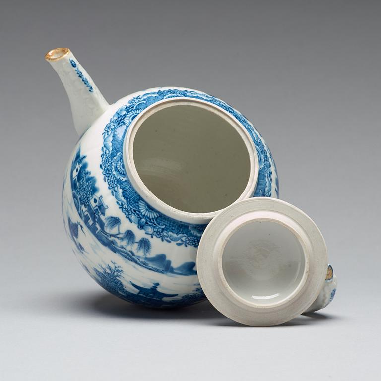 A blue and white punch pot, Qing dynasty, Qianlong (1736-95).