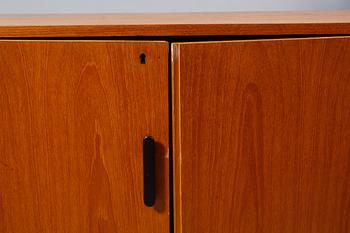 SIDEBOARD, 1900-talets tredje kvartal.
