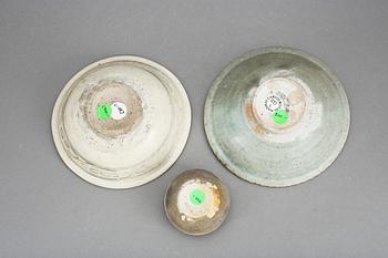 SKÅLAR och ASK med LOCK, keramik, Mingdynastin.