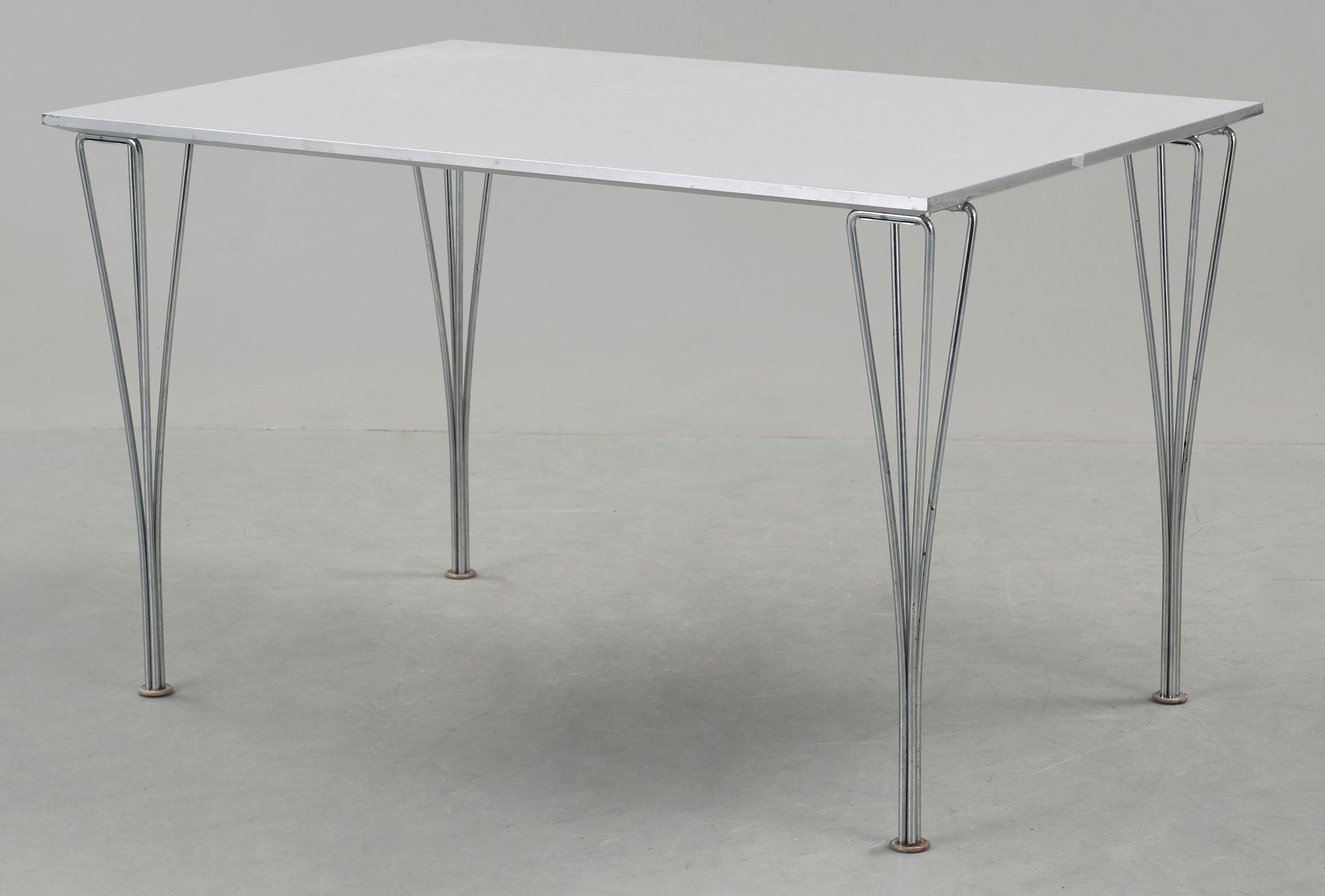 BORD, Bruno Mathsson och Piet Hein för Fritz Hansen.