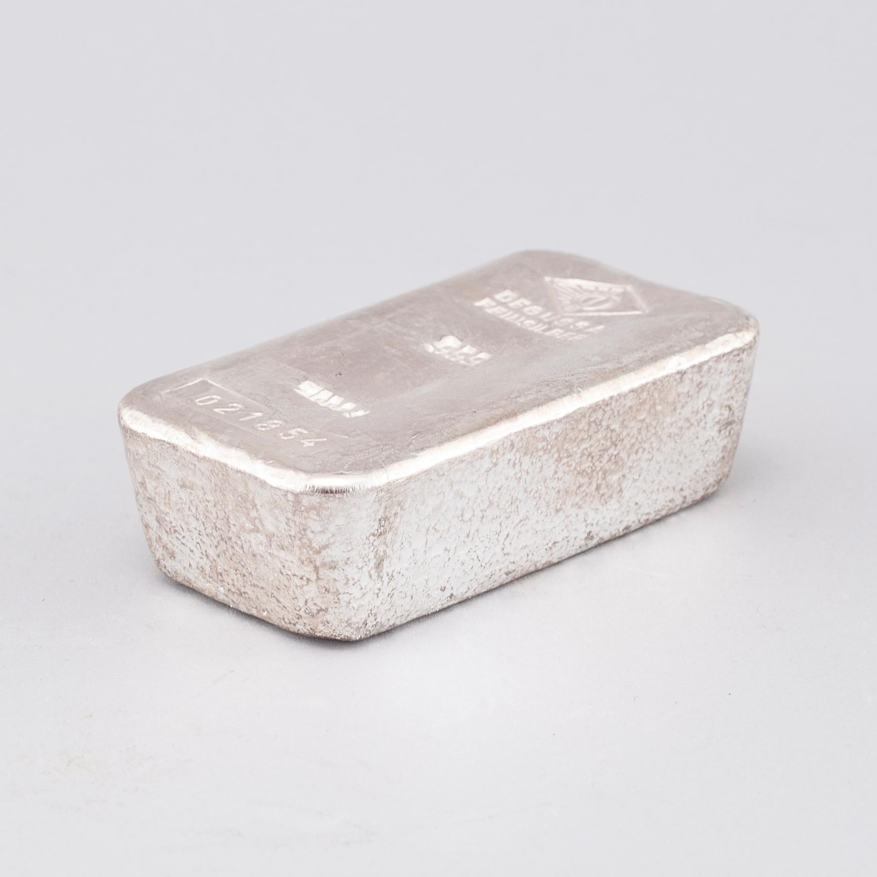 SILVERTACKA, 999,0 finsilver. Vikt ca 1 kg.