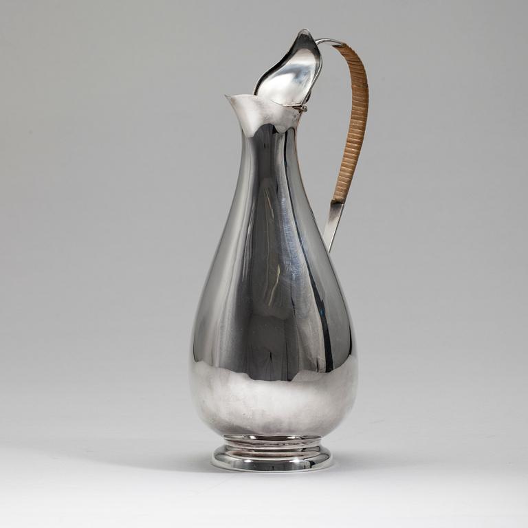 KANNA, silver, Hopeatehdas, Helsingfors 1966. Vikt ca 385 g.