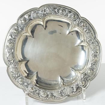 Bricka, silver, svensk importstämpel, 1900-talets första hälft.