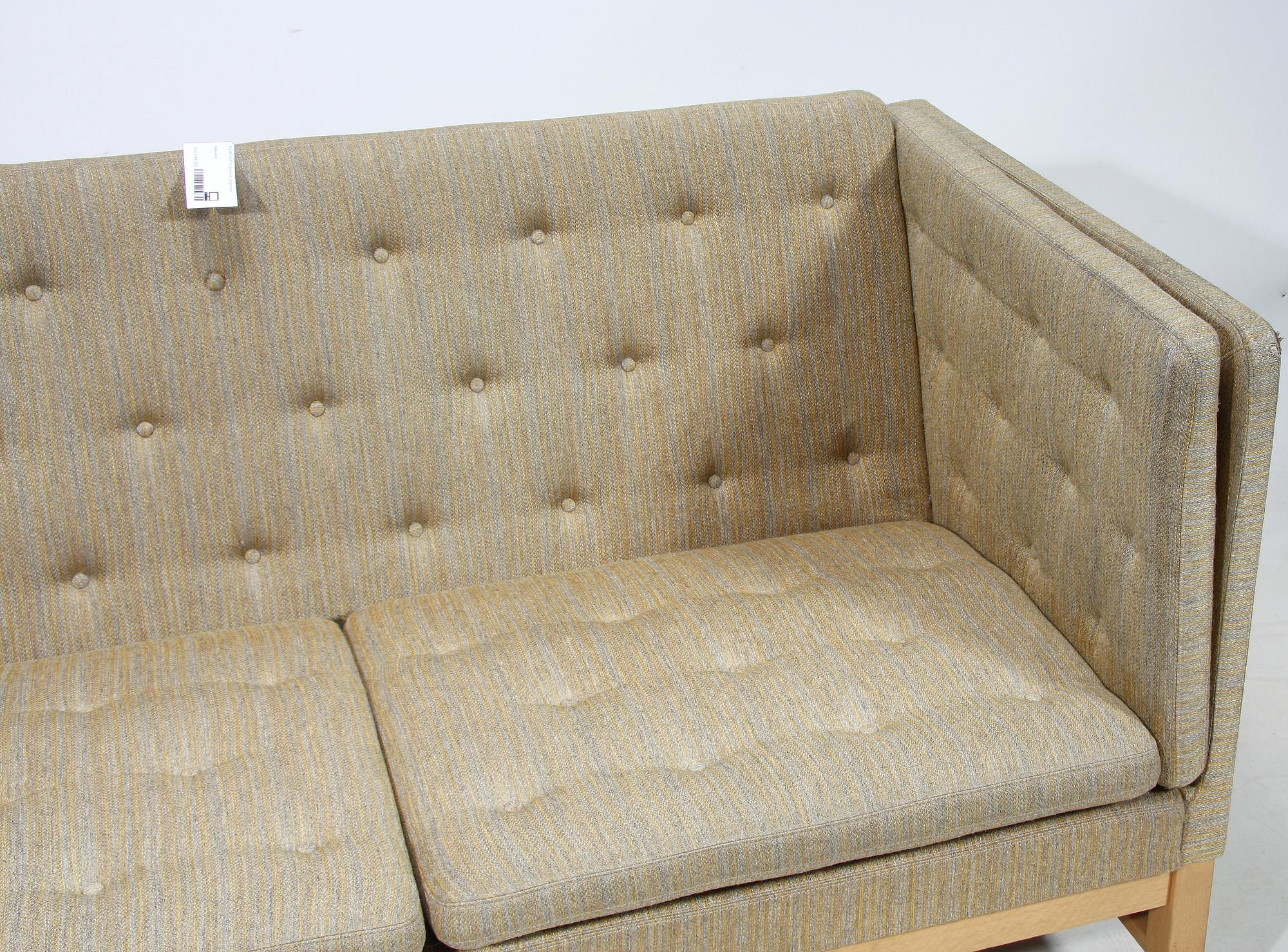 SOFFA. Design Erik Jörgensen, Svendborg, Danmark.
