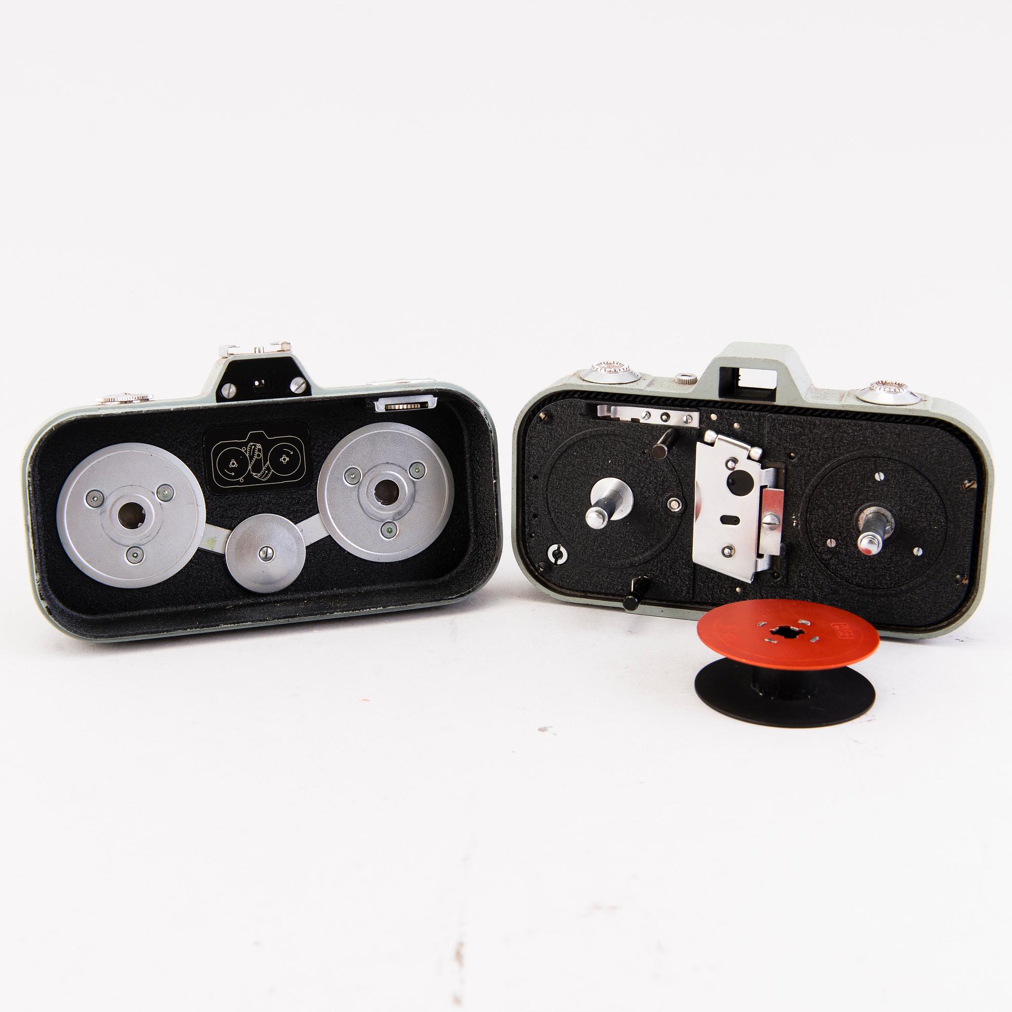 Set of five cameras, with accessories, 1920-50-tal.