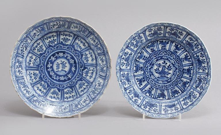 TALLRIKAR, 3st, porslin, Kina, Kangxi, 1700-tal.