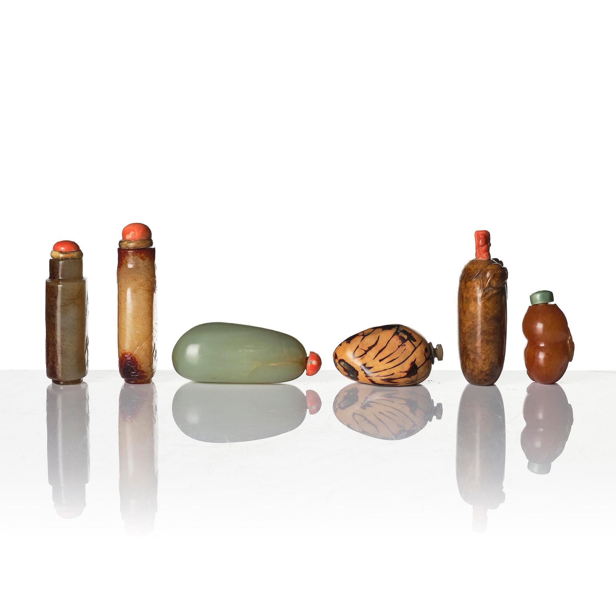 Snusflaskor, sex stycken, olika stensorter, bl.a. jade. Kina, 1900-tal.