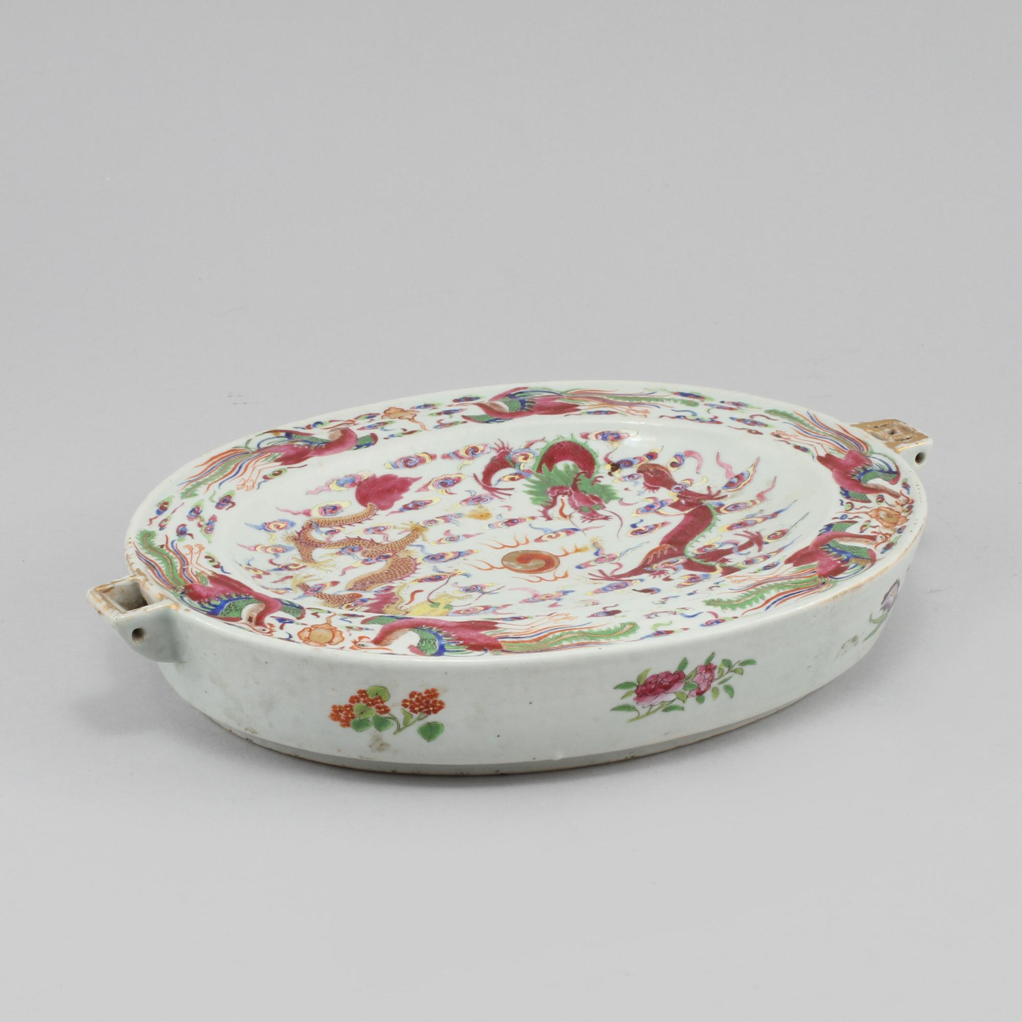 VÄRMEFAT, porslin, Kina, 1800-tal.