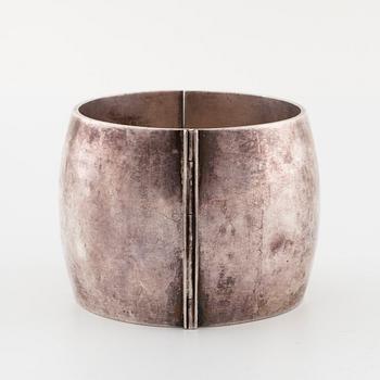 BERTIL W LINDSTRÖM, Malmö, 1968, a bangle.