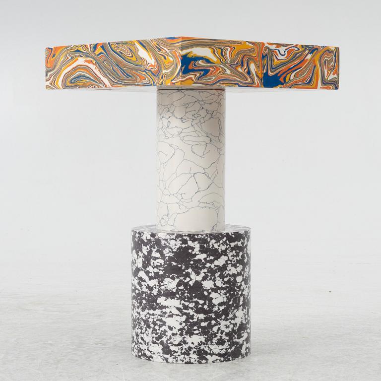 Tom Dixon, sidobord, "Swirl Table".