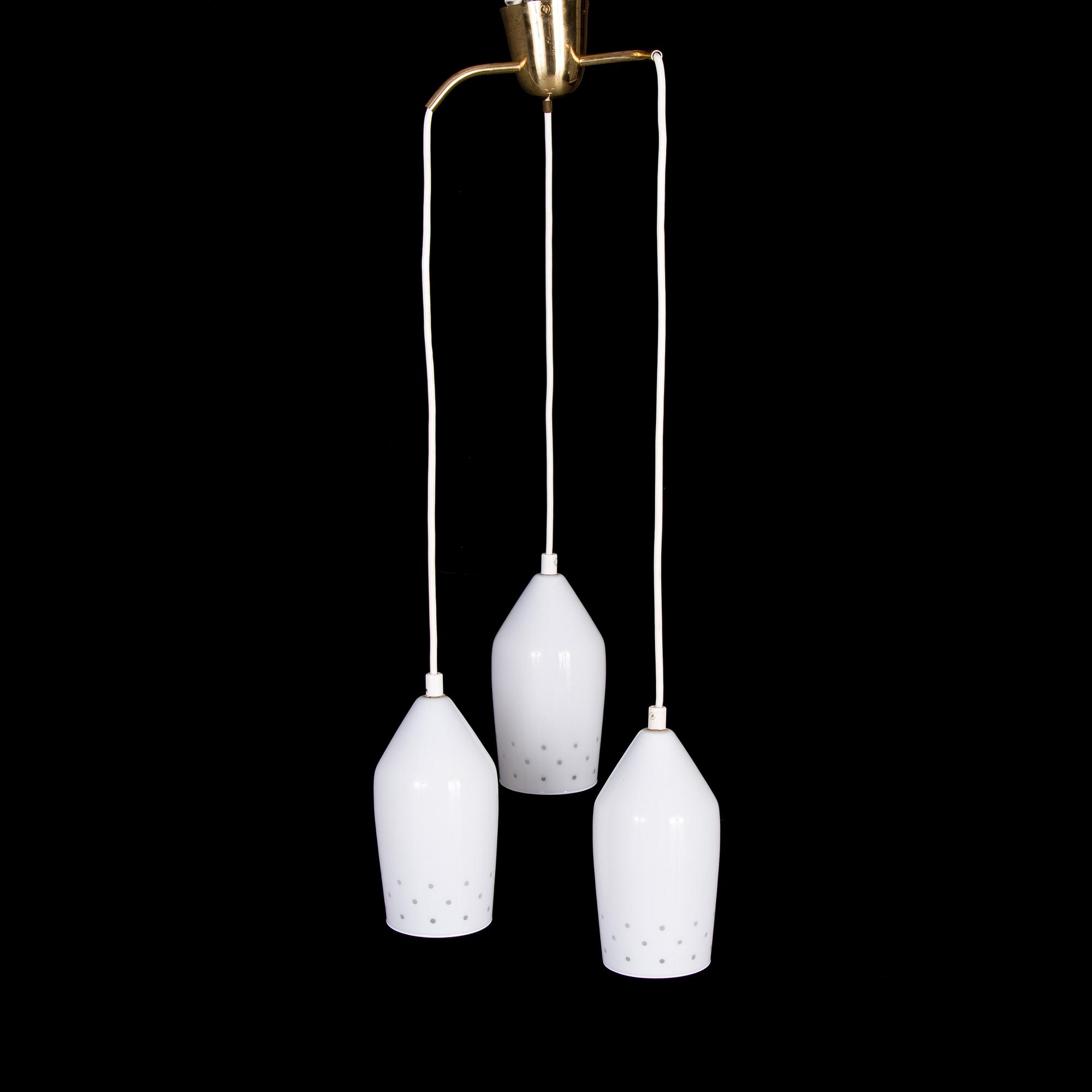 LISA JOHANSSON-PAPE, taklampa, Oy Stockmann Ab, Orno, 1900-talets mitt. Höjd 77-86 cm.