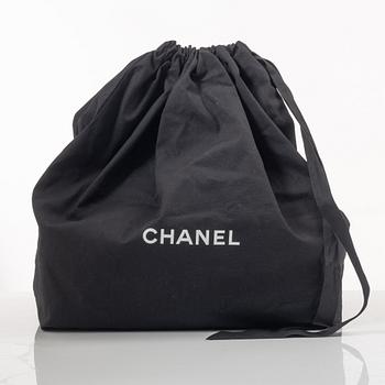 Chanel, bag, "19 Medium Flap Bag".