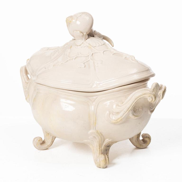 A Rococo tureen with cover, probably Marieberg, 18th Century.