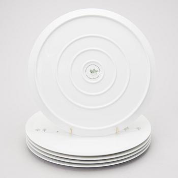 A 53 piece "Winterreise" & "Polygon"  dinner/coffee set by Rut Bryk and Tapio Wirkkala for Rosenthal. Late 20th century.