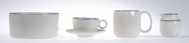 SERVISDELAR, 56 st, stengods, "Birka", Stig Lindberg, Gustavsberg 1900-talets andra hälft.