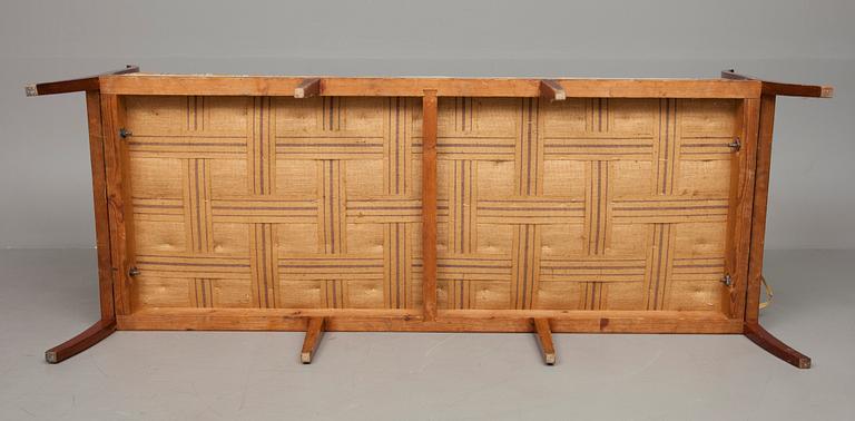 BANKETTSOFFA / DAGBÄDD, sengustaviansk, 1800-talets början.