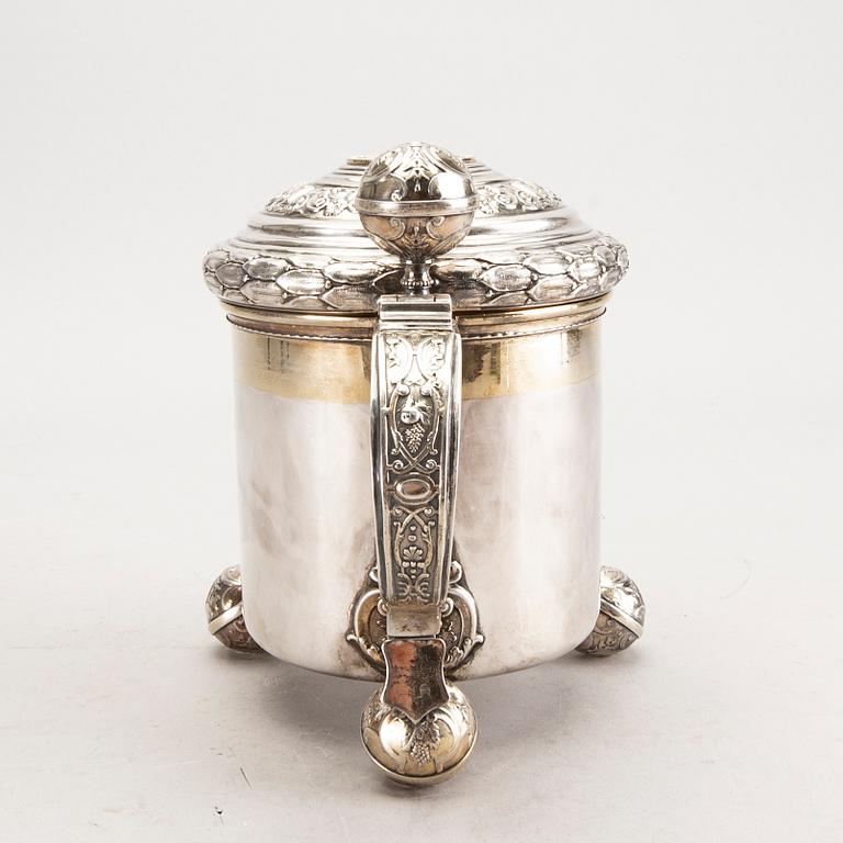 A Swedish 20th century silver tankard mark of CG Hallberg Stockholm 1951 weight 578 gr.
