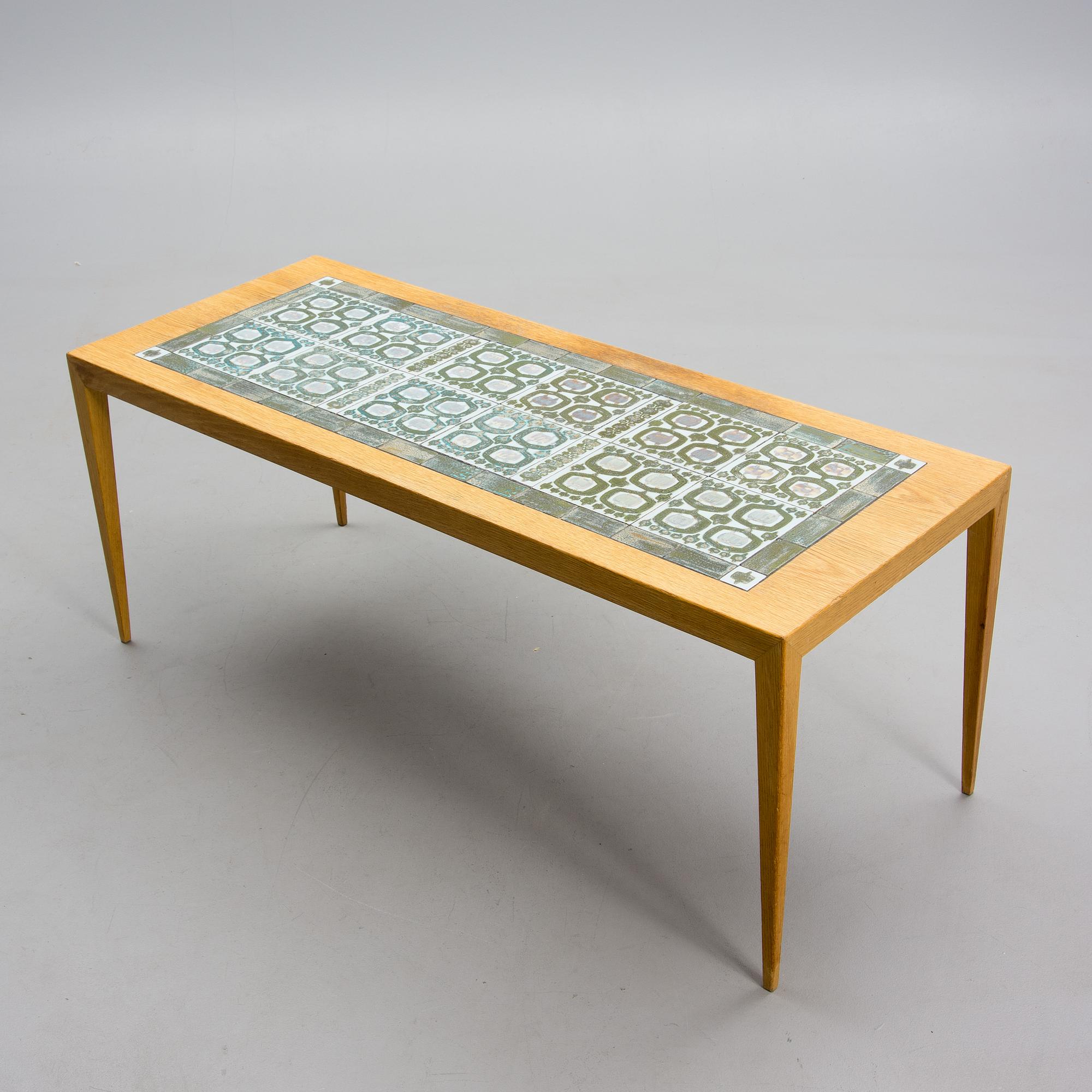 SOFFBORD, Severin Hansen Jr. Kakel "Tenera", Nils Thorsson för Royal Copenhagen.