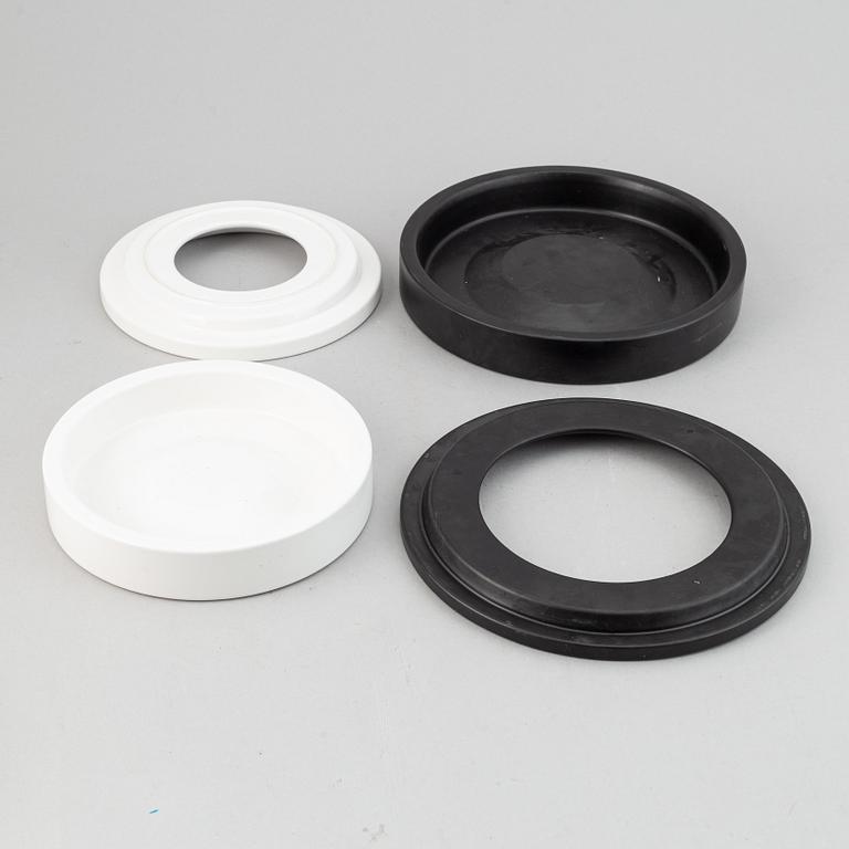Angelo Mangiarotti & Franco Meneguzzo, a set of four 1960's ash trays.