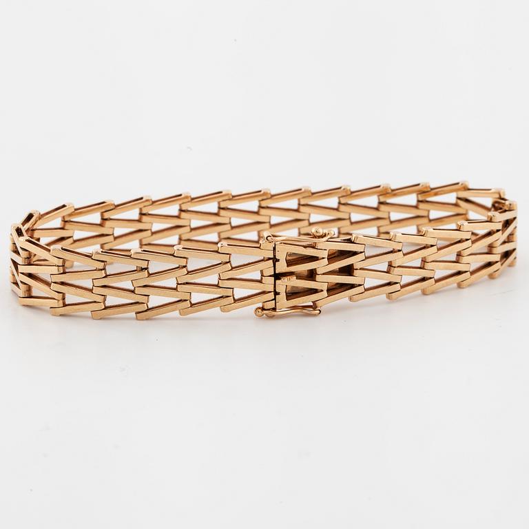 A bracelet by Trygve Berghman, Stockholm, 1966.