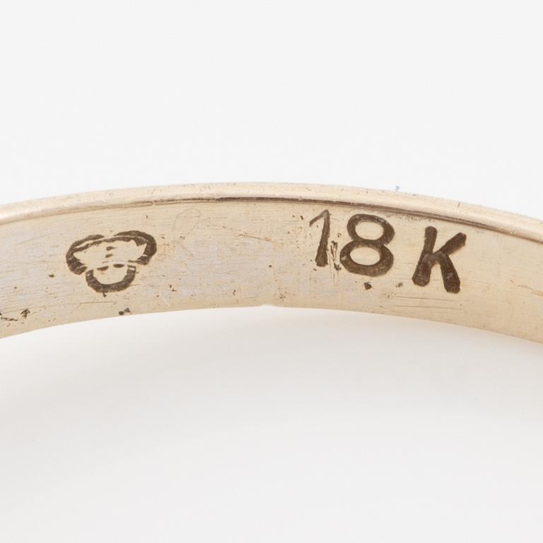 Ring, 18K white gold set with brilliant-cut diamonds.