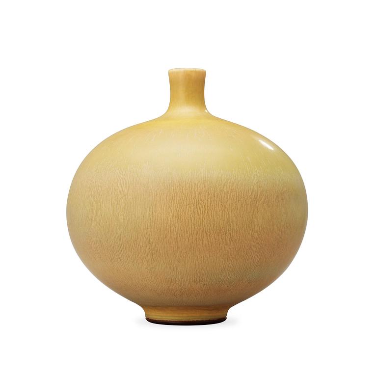 A Berndt Friberg stoneware vase, Gustavsberg Studio 1976.