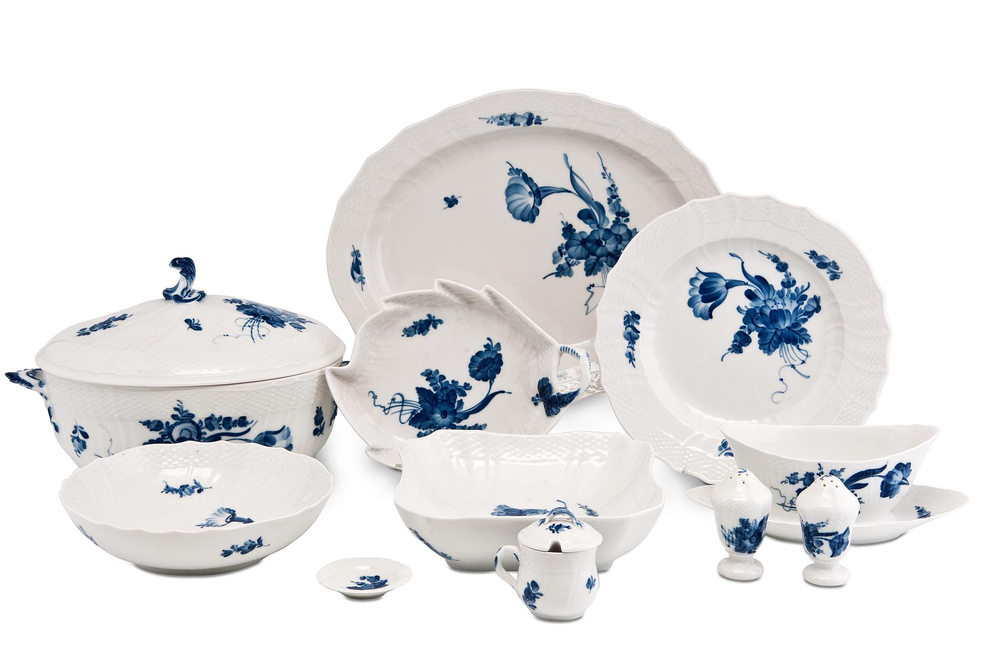 ASTIASTO, 12 HENKILÖLLE.