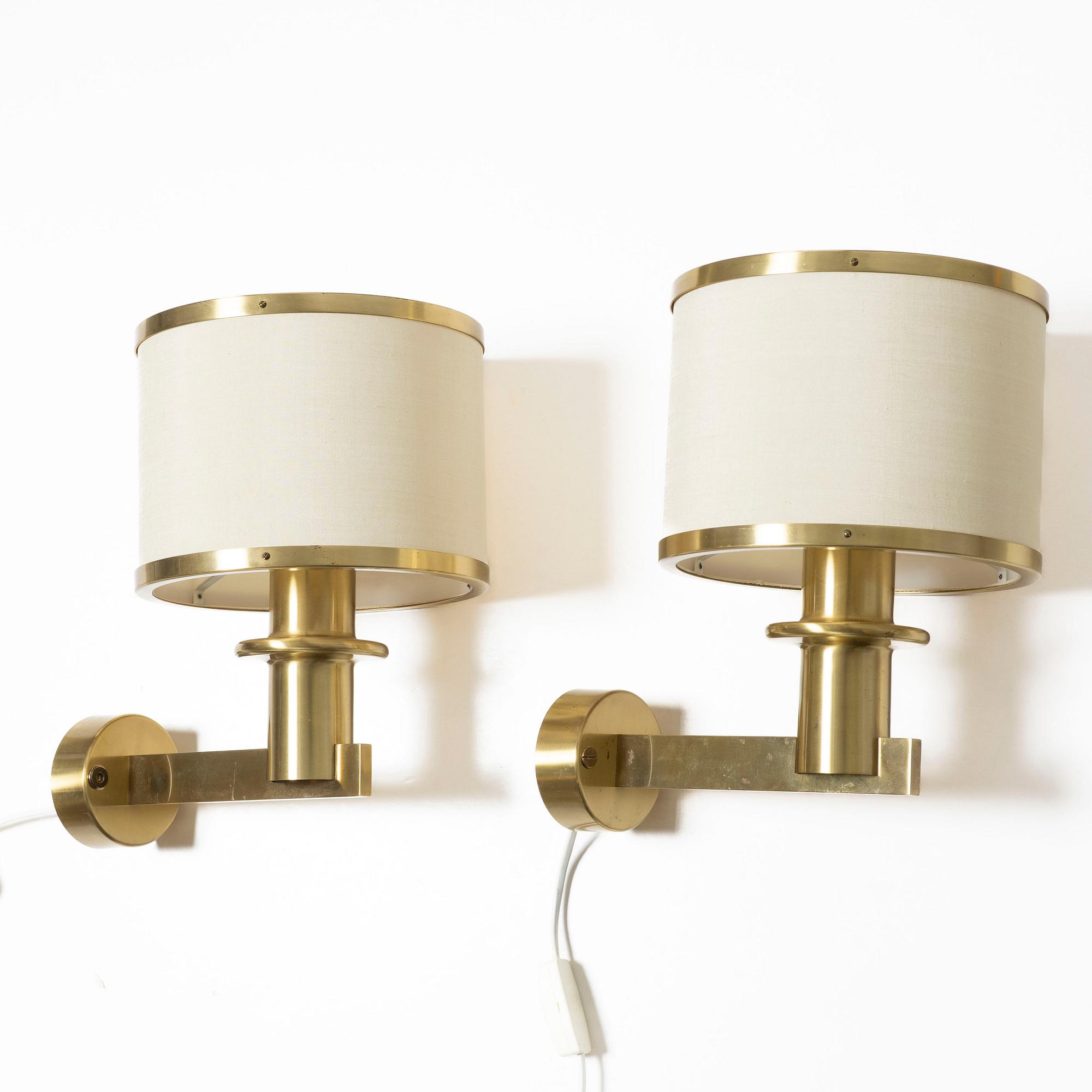 Hans-Agne Jakobsson, vägglampor, ett par, 1484, Markaryd, 1900-tales slut.