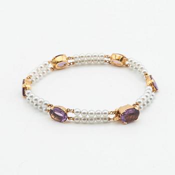 Bracelet, Engelbert, 18K gold with amethysts and pearls.
