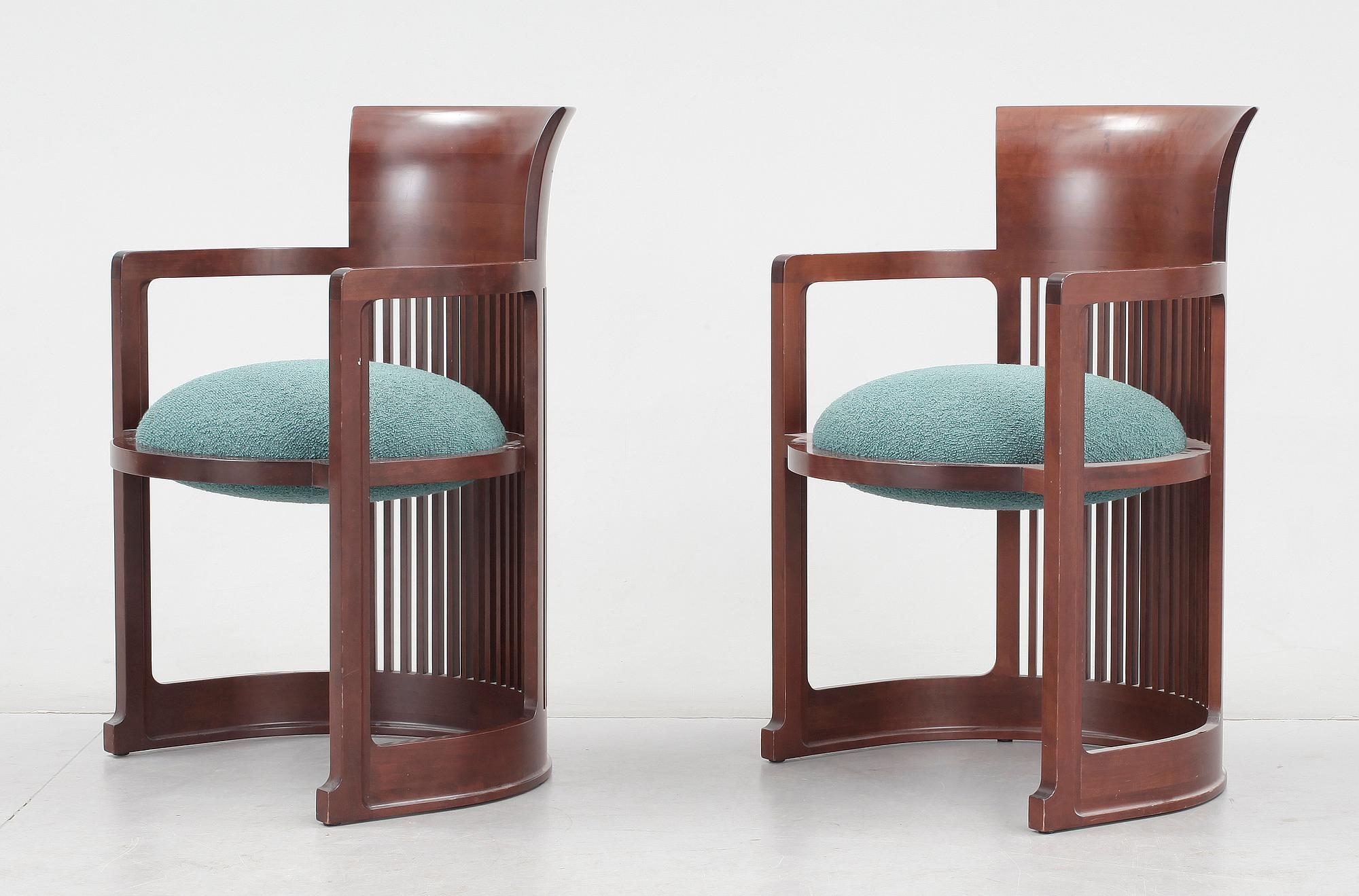 KARMSTOLAR, ett par, Frank Lloyd Wright, Cassina, 1980-tal.