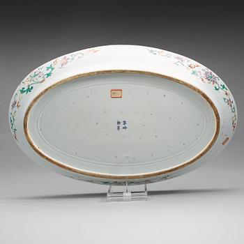 FAT, porslin. Qingdynastin, 1800-tal.