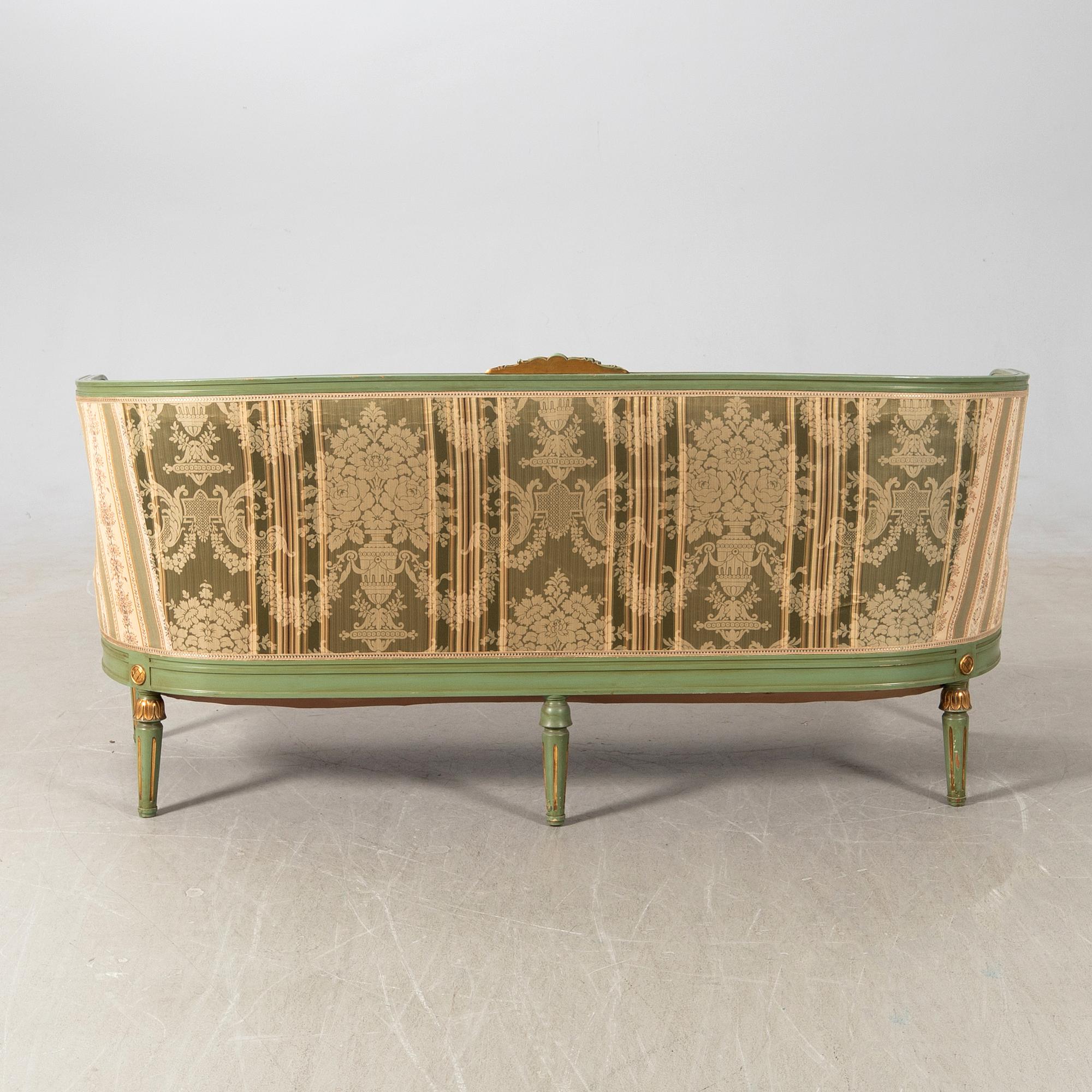 Salon group, 7 dlrs Gustavian style, first half of the 20th century.