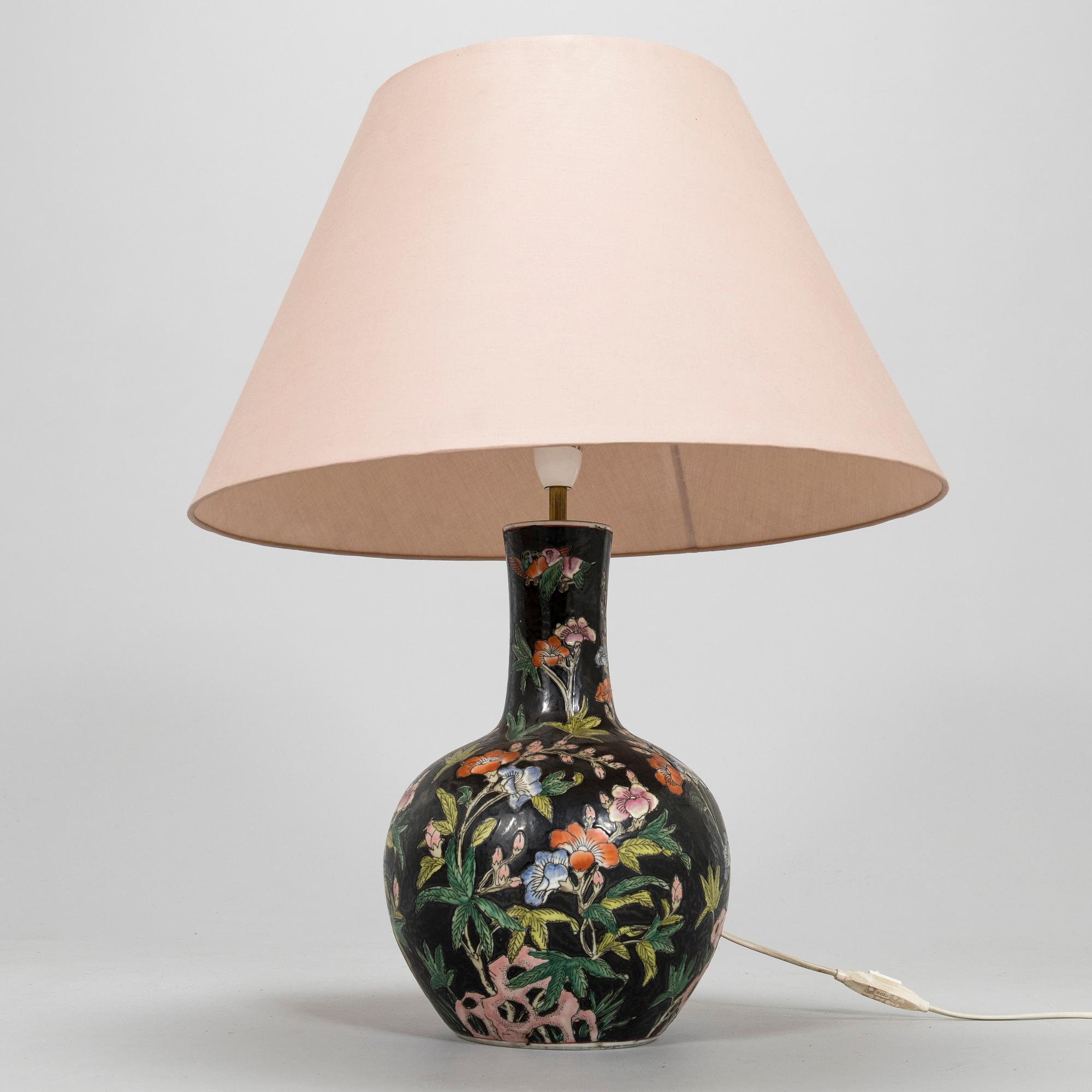 A 20th century table lamp, Macao.