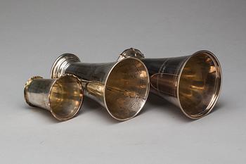 BÄGARE, 3 st, silver, 1900-tal, vikt ca 750g.