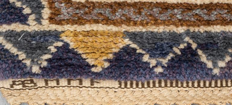Märta Måås-Fjetterström, matto, "Steninge", knotted pile, ca 315 x 200-204 cm, signed AB MMF.