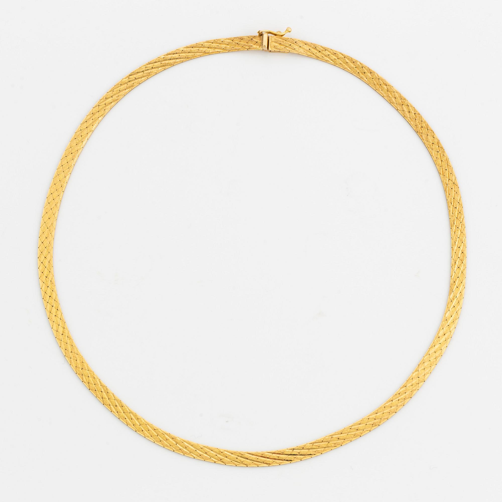 18k gold necklace.