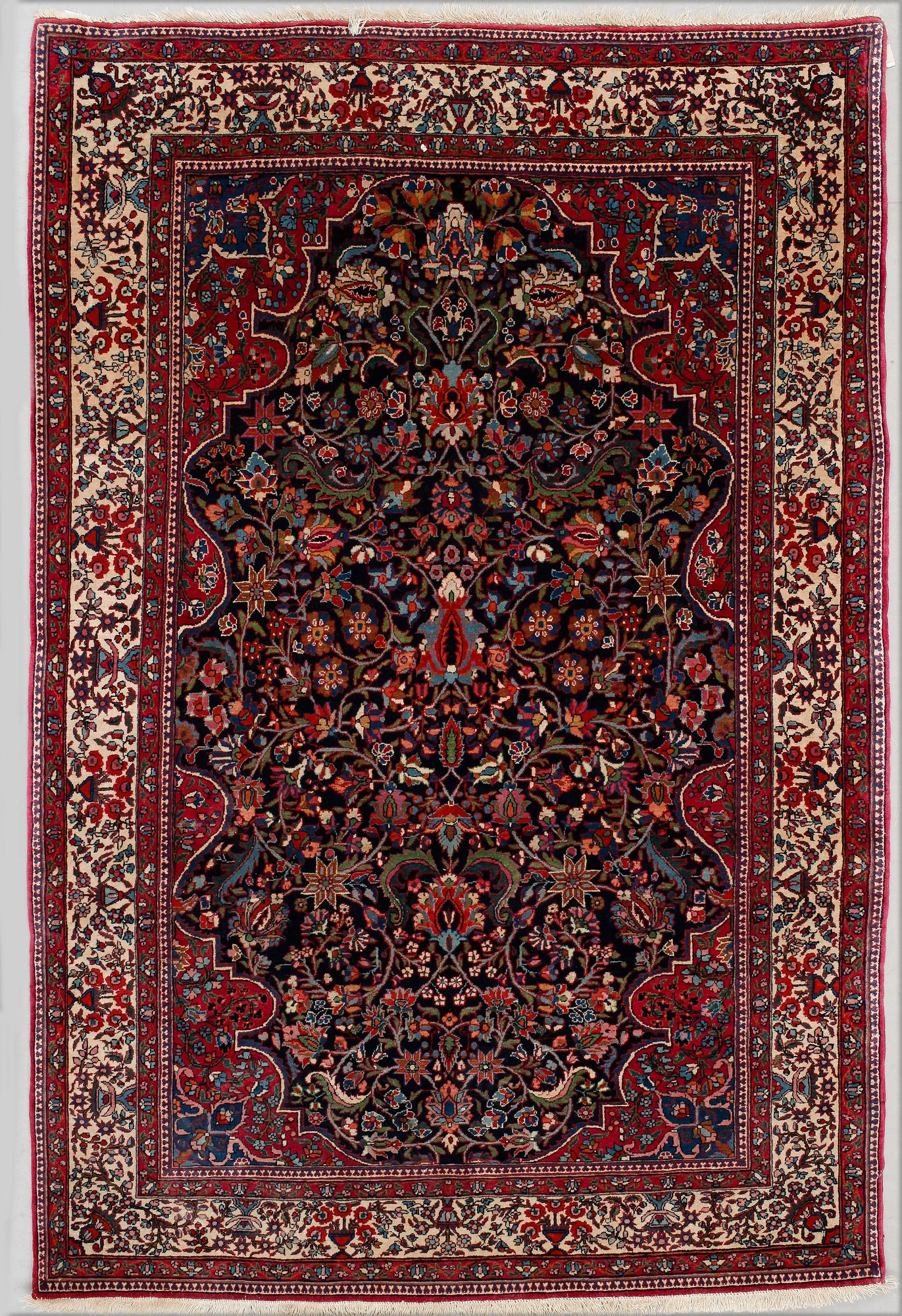 MATTA, semiantik, Keshan, ca 205x139 cm.