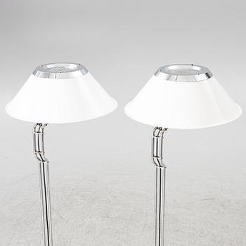 Per Sundstedt, golvlampor, ett par,  samt bordslampa, "Mars", Kosta Lampan, resp Ateljé Lyktan, sent 1900-tal.