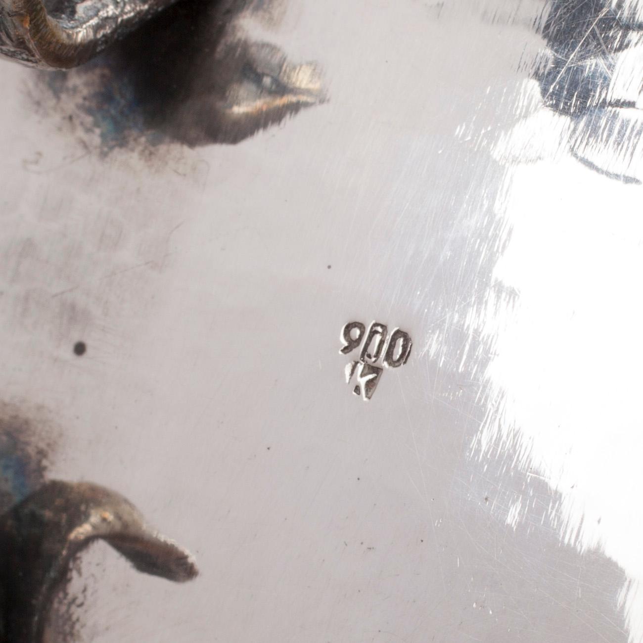 BONBONJÄR, silver, 1900-tal. Vikt 185,6 g.