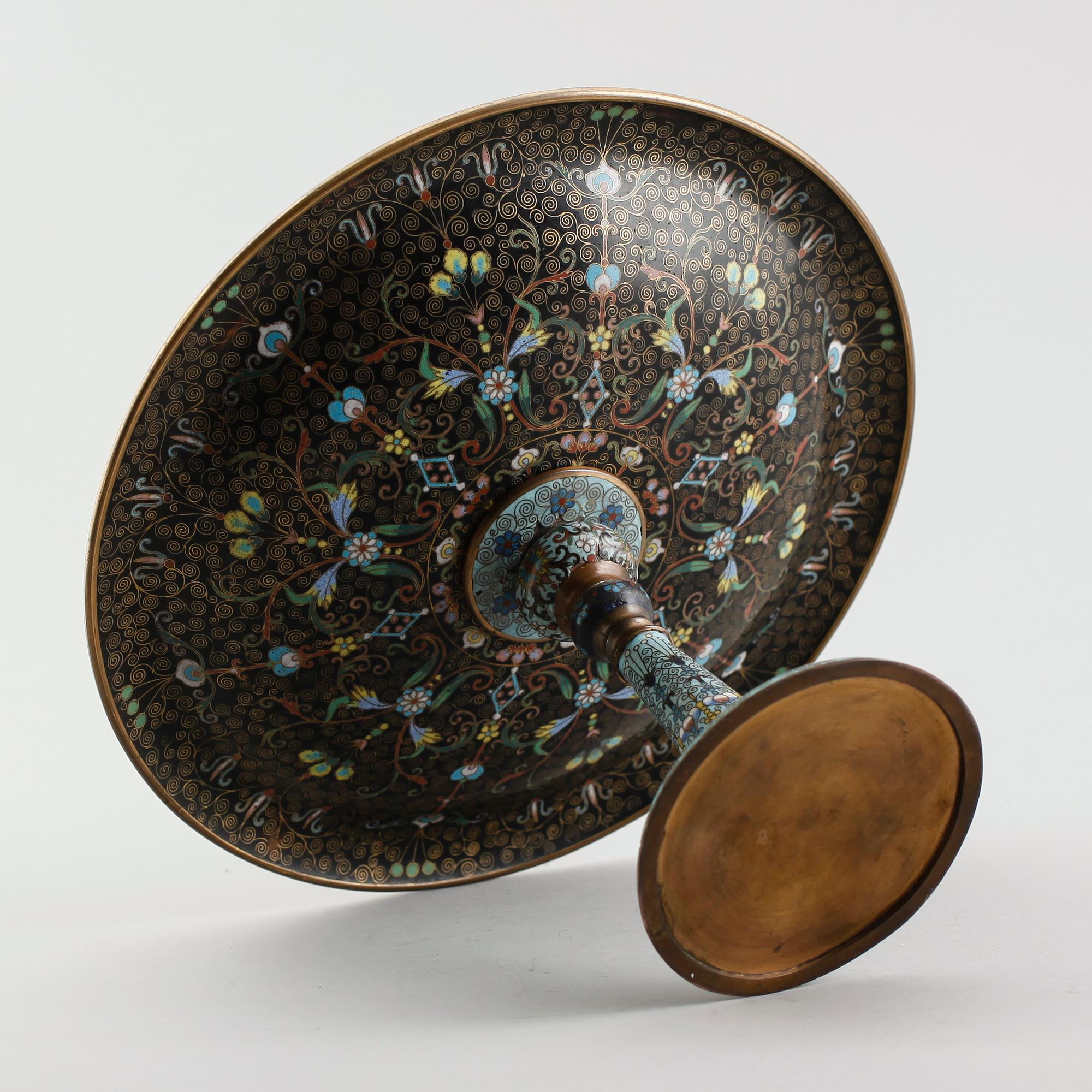 TAZZA, emaljarbete, orientalisk, 1900-tal.