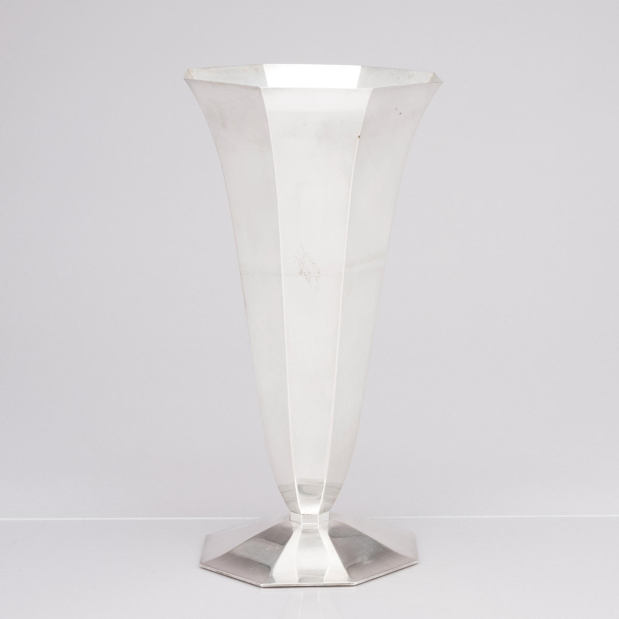 Wiwen Nilsson, vas, Lund 1949, sterling.