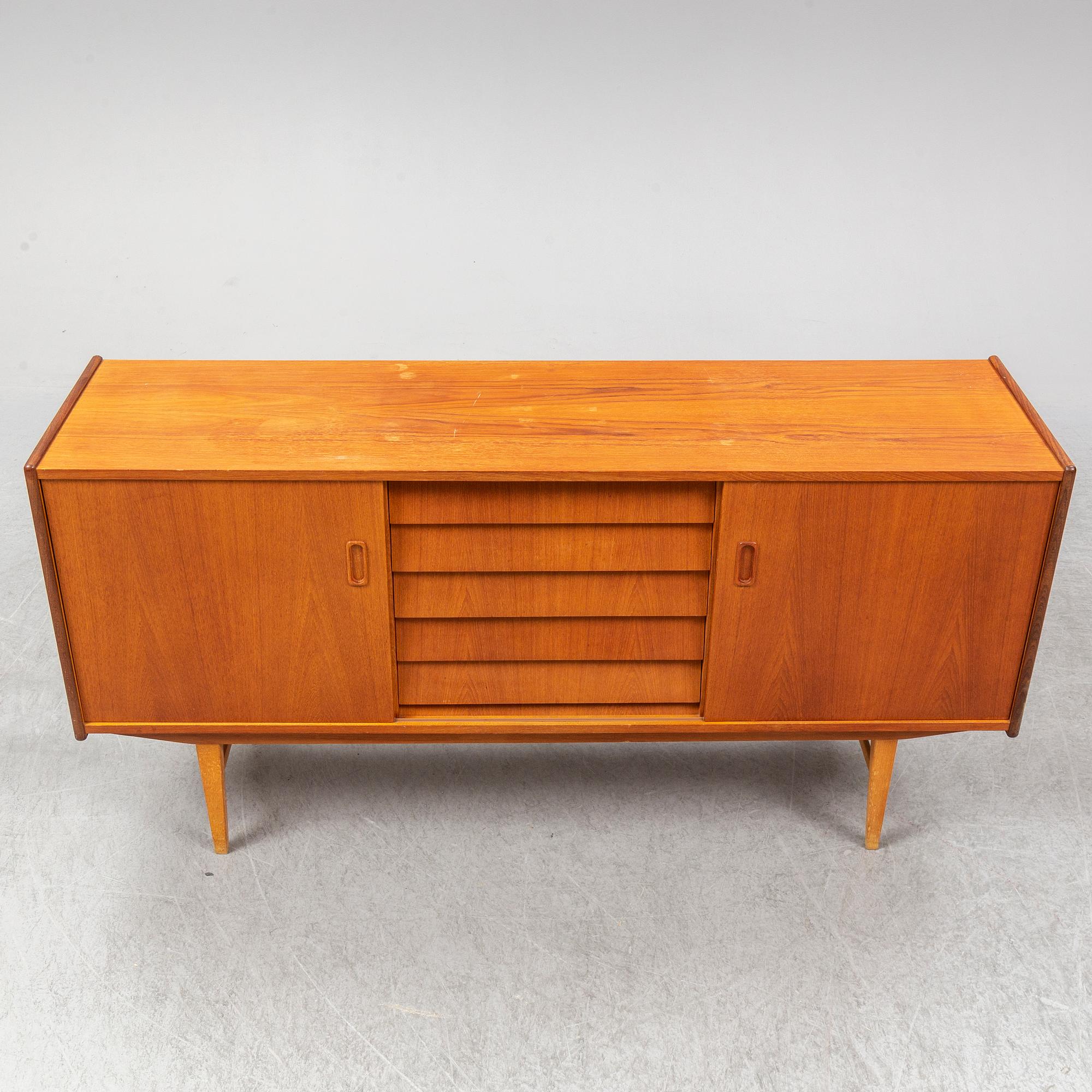 SIDEBOARD, teak, 1950-60-tal.